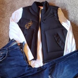Black puffer vest